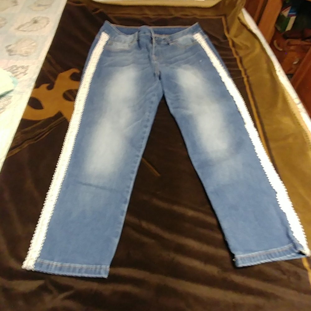 Mwot massey capris never been on